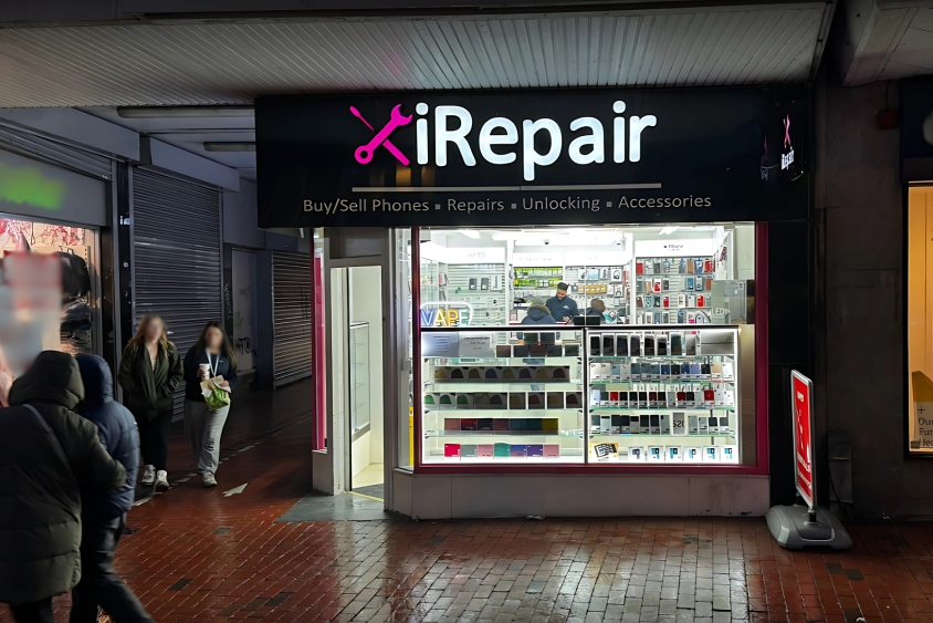 iRepair Reading Outlet (2)